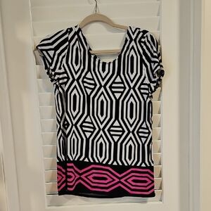 Black and White Geometric Top with Pink Accents